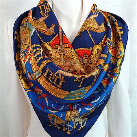 REALLY useful site for Hermes scarves 